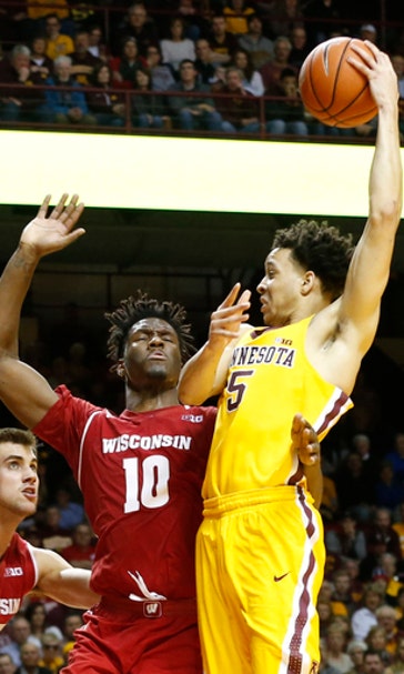 Happ, No. 17 Wisconsin edge Minnesota in overtime, 78-76 (Jan 21, 2017)